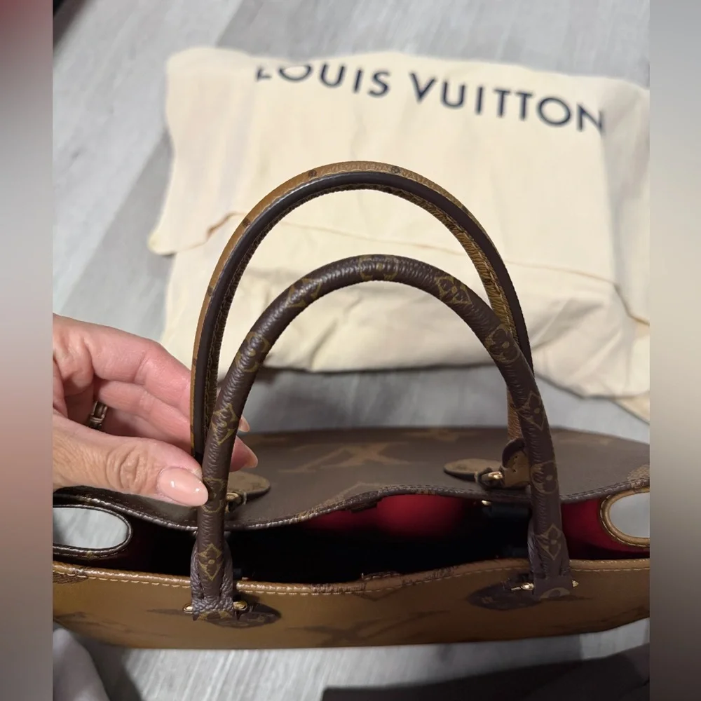 Louis Vuitton onthego MM revese monogram